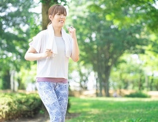 歩き方にも注意