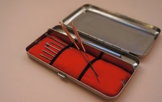 甲状腺周辺の経穴