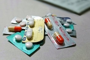 解熱鎮痛消炎薬