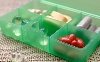 交感神経刺激薬配合剤（血管収縮剤）の副作用></center>
</p>

<CENTER><h2 style=